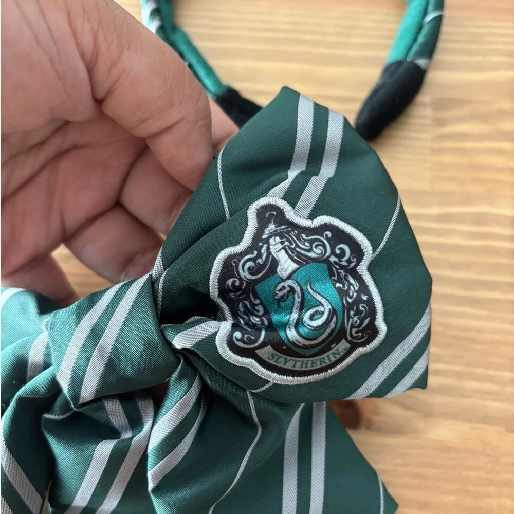 JAPAN LIMITED Harry Potter Slytherin Bow Authentic Headband Accessory - Like New